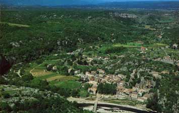 Labeaume Vue aerienne