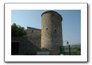 36- Tour qui flanque l'extérieur l'angle du cloître a été rehaussée au début du XVIIè siècle